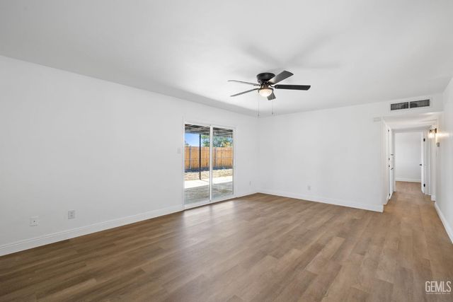 3609 Cardinal Avenue, Bakersfield, CA 93306