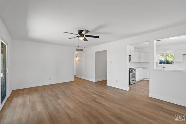 3609 Cardinal Avenue, Bakersfield, CA 93306