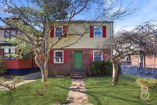94-11 70th Avenue, Forest Hills, NY 11375