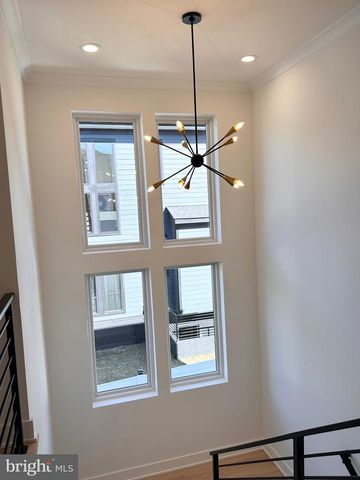 4017 WOODLAND RD, Annandale, VA 22003