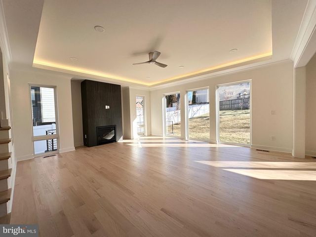 4017 WOODLAND RD, Annandale, VA 22003