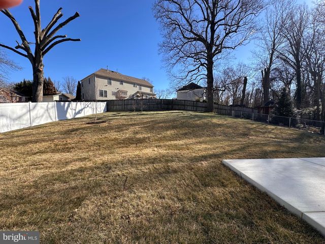 4017 WOODLAND RD, Annandale, VA 22003