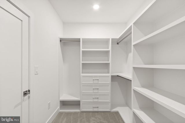 4017 WOODLAND RD, Annandale, VA 22003