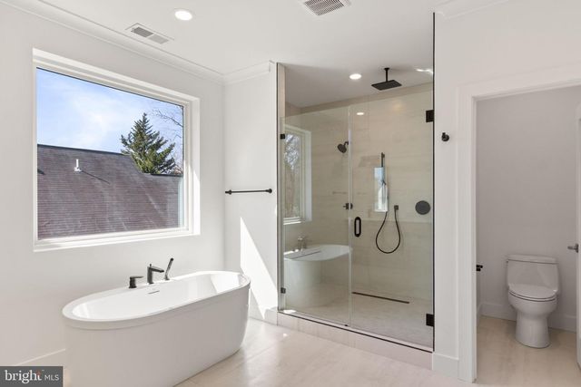 4017 WOODLAND RD, Annandale, VA 22003