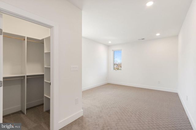 4017 WOODLAND RD, Annandale, VA 22003