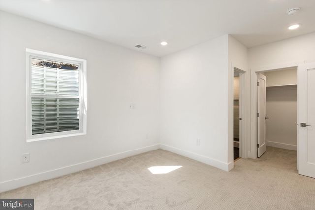 4017 WOODLAND RD, Annandale, VA 22003