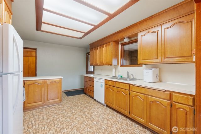 3507 Harrison Avenue, Centralia, WA 98531