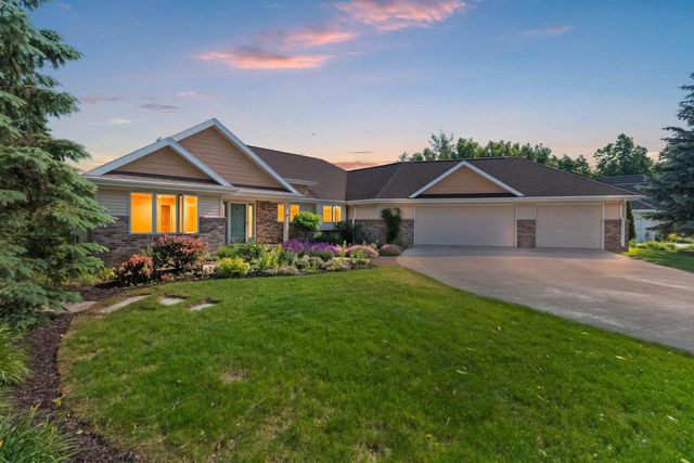1900 E ORCHARD BLOSSOM DRIVE, Appleton, WI 54915
