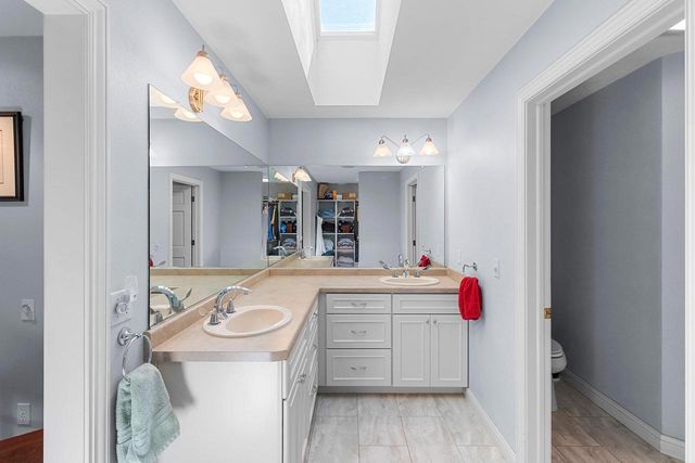 1900 E ORCHARD BLOSSOM DRIVE, Appleton, WI 54915