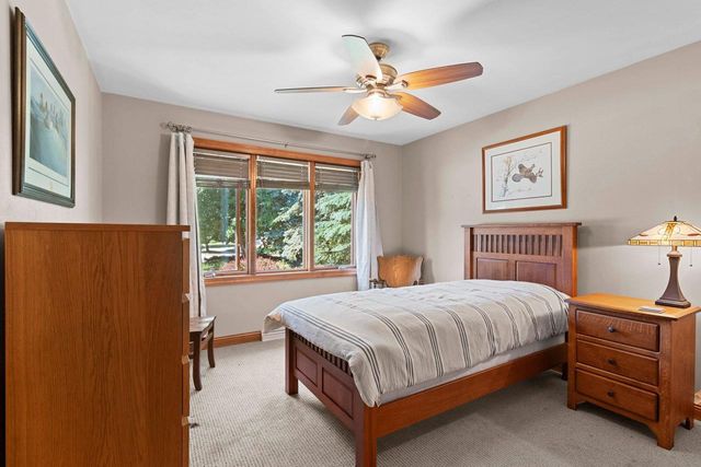 1900 E ORCHARD BLOSSOM DRIVE, Appleton, WI 54915