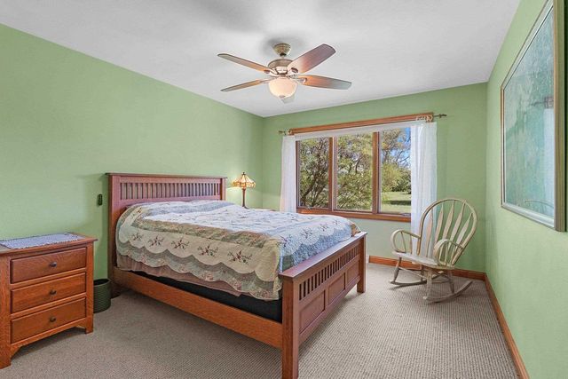 1900 E ORCHARD BLOSSOM DRIVE, Appleton, WI 54915
