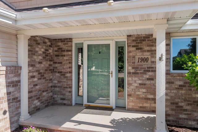 1900 E ORCHARD BLOSSOM DRIVE, Appleton, WI 54915