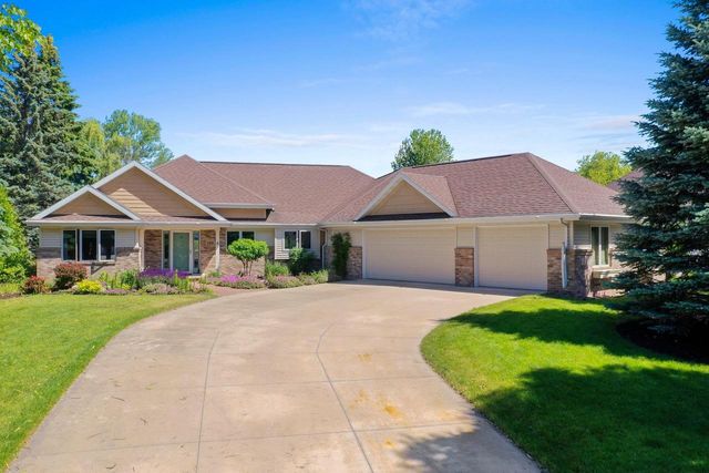 1900 E ORCHARD BLOSSOM DRIVE, Appleton, WI 54915