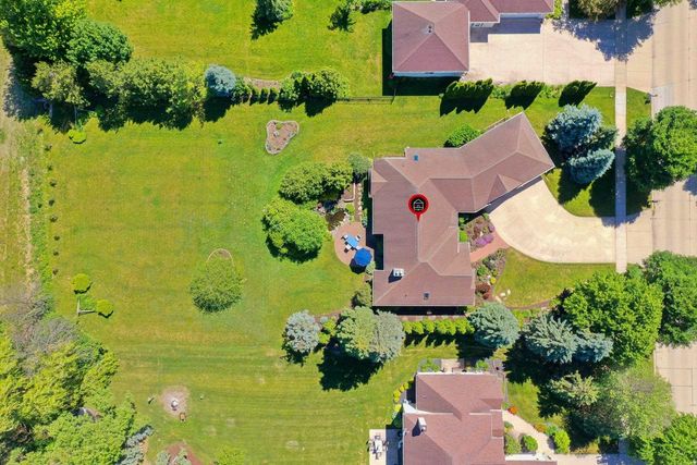 1900 E ORCHARD BLOSSOM DRIVE, Appleton, WI 54915