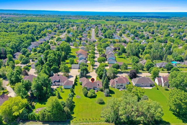 1900 E ORCHARD BLOSSOM DRIVE, Appleton, WI 54915