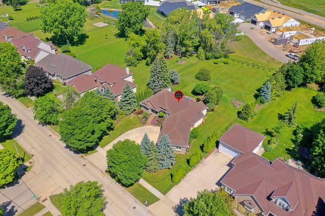 1900 E ORCHARD BLOSSOM DRIVE, Appleton, WI 54915