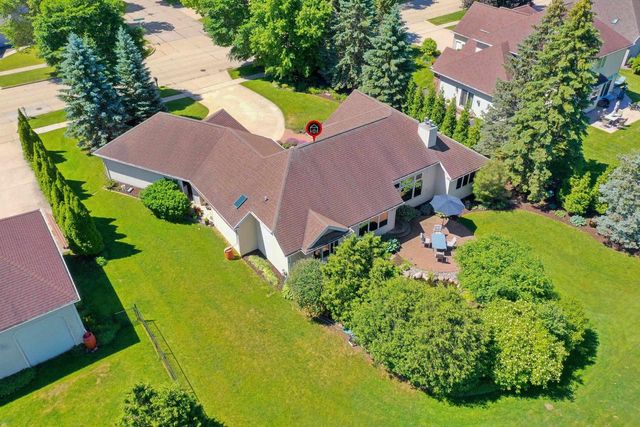 1900 E ORCHARD BLOSSOM DRIVE, Appleton, WI 54915