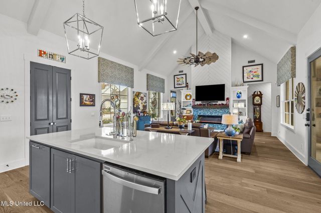 115 Paylors Way, Madison, MS 39110