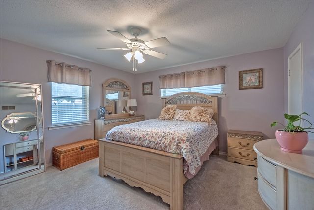 5739 Banting Way, Dallas, TX 75227