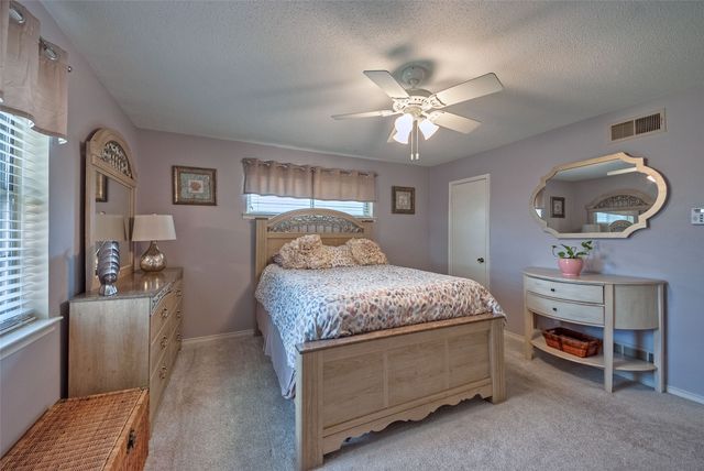 5739 Banting Way, Dallas, TX 75227
