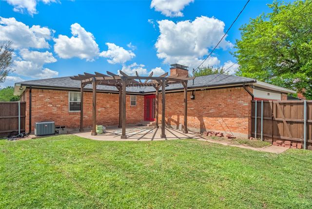 5739 Banting Way, Dallas, TX 75227