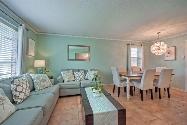 5739 Banting Way, Dallas, TX 75227