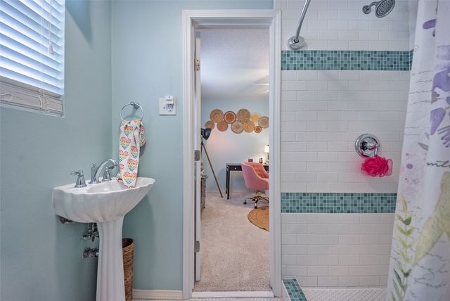 5739 Banting Way, Dallas, TX 75227