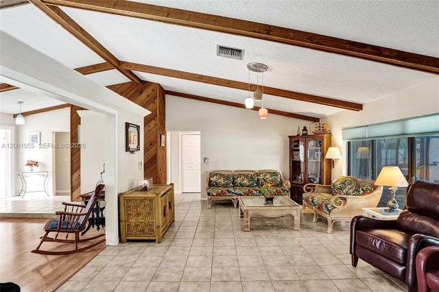 1221 NW 78th Avenue, Plantation, FL 33322