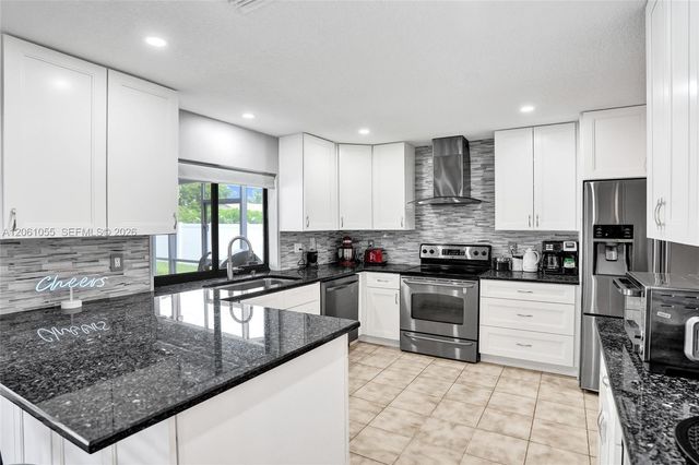 1221 NW 78th Avenue, Plantation, FL 33322