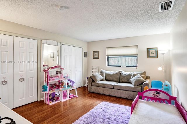 1221 NW 78th Avenue, Plantation, FL 33322