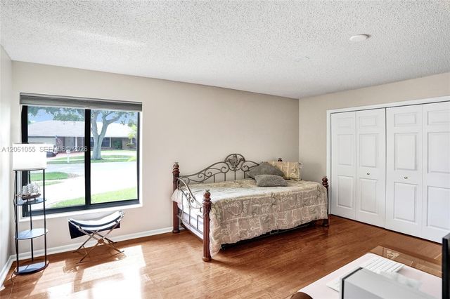 1221 NW 78th Avenue, Plantation, FL 33322