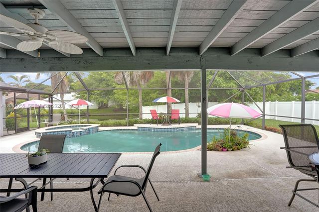 1221 NW 78th Avenue, Plantation, FL 33322
