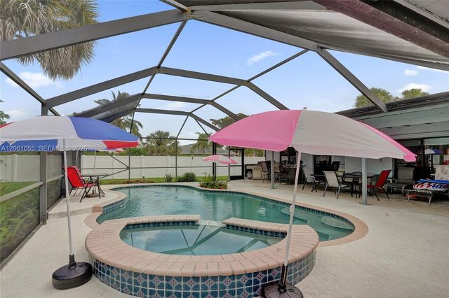 1221 NW 78th Avenue, Plantation, FL 33322