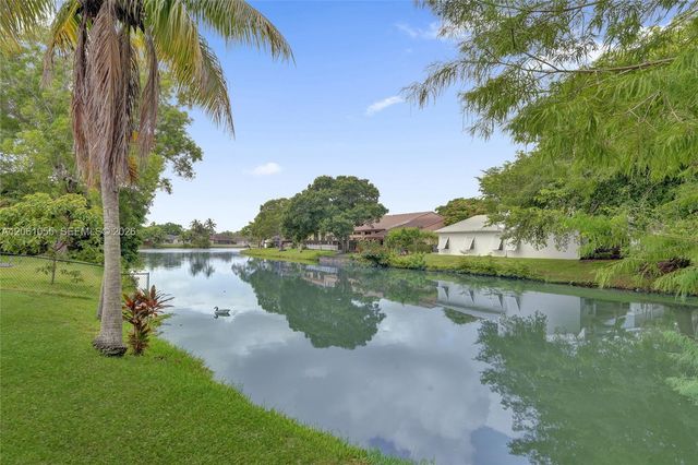 1221 NW 78th Avenue, Plantation, FL 33322