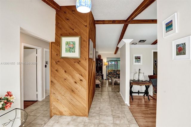 1221 NW 78th Avenue, Plantation, FL 33322