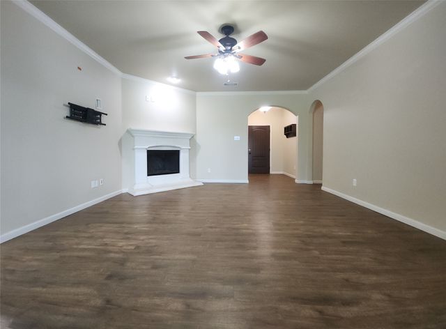 7009 Turnberry Drive, Cleburne, TX 76033