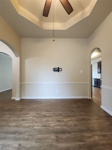 7009 Turnberry Drive, Cleburne, TX 76033