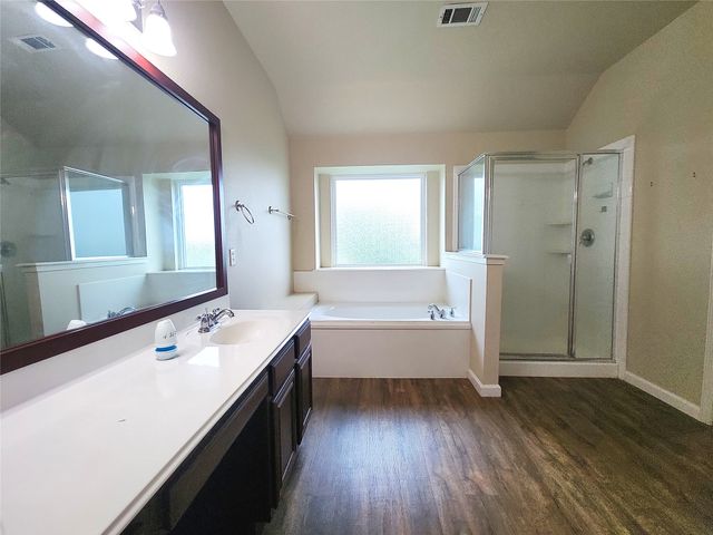 7009 Turnberry Drive, Cleburne, TX 76033