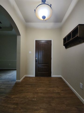 7009 Turnberry Drive, Cleburne, TX 76033