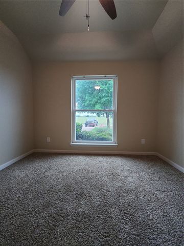 7009 Turnberry Drive, Cleburne, TX 76033