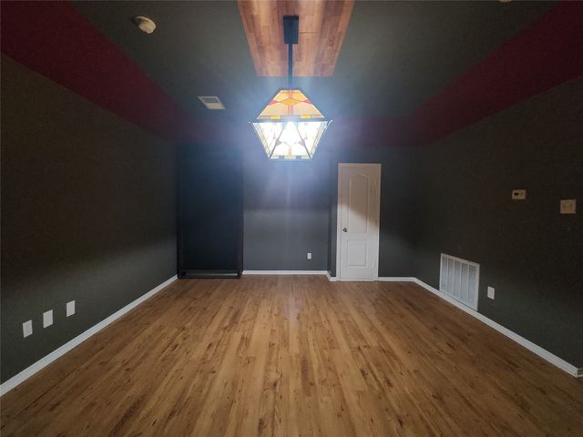 7009 Turnberry Drive, Cleburne, TX 76033