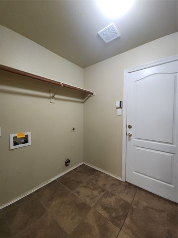 7009 Turnberry Drive, Cleburne, TX 76033