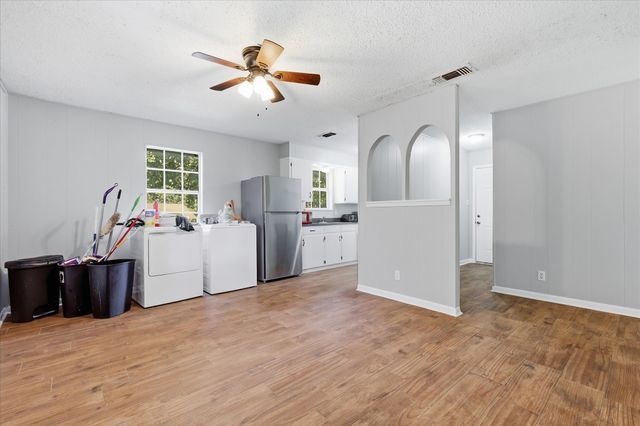 332 Ruth Street, Denton, TX 76205