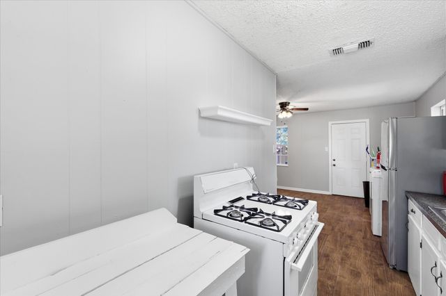 332 Ruth Street, Denton, TX 76205