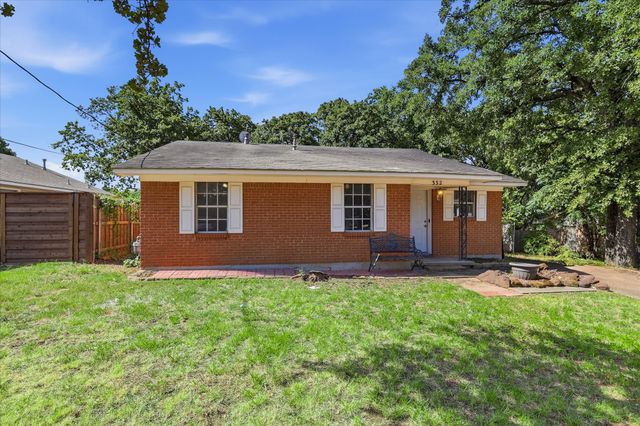 332 Ruth Street, Denton, TX 76205