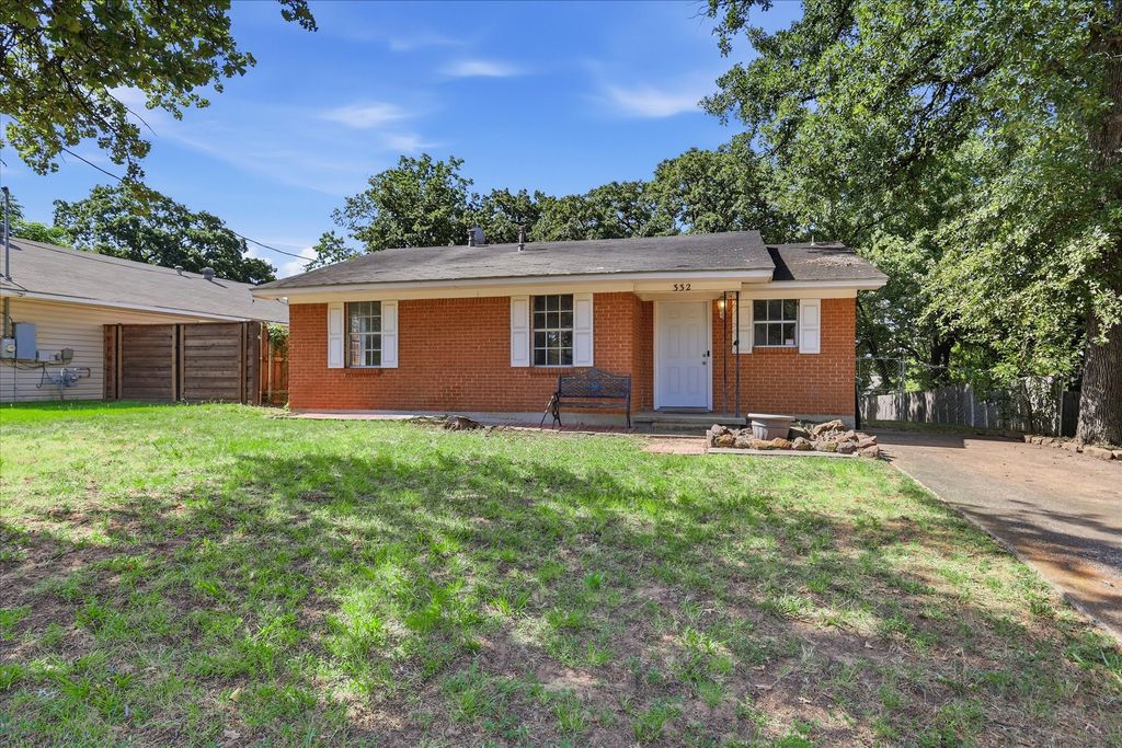 332 Ruth Street, Denton, TX 76205