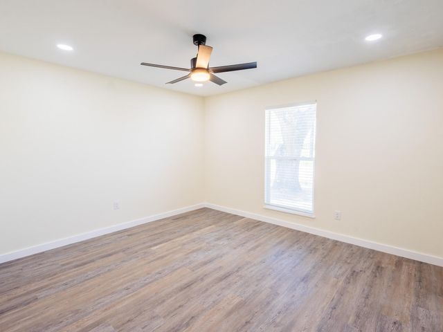 4501 Areca Drive, Bay City, TX 77414