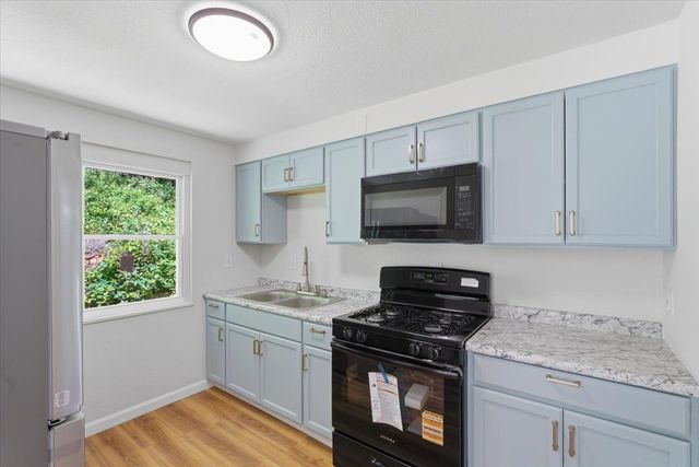 3912 Jane STREET, West Mifflin, PA 15122