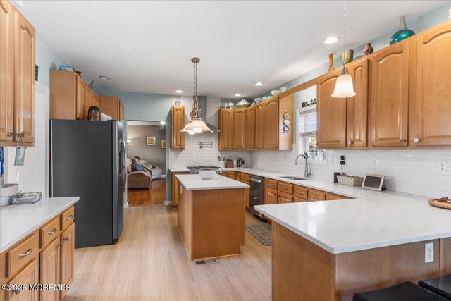 717 Jersey Avenue, Spring Lake, NJ 07762