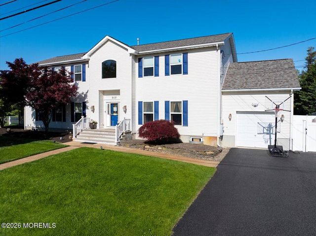 717 Jersey Avenue, Spring Lake, NJ 07762
